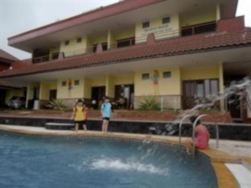 Villa Panderman Indah Batu  Exterior photo